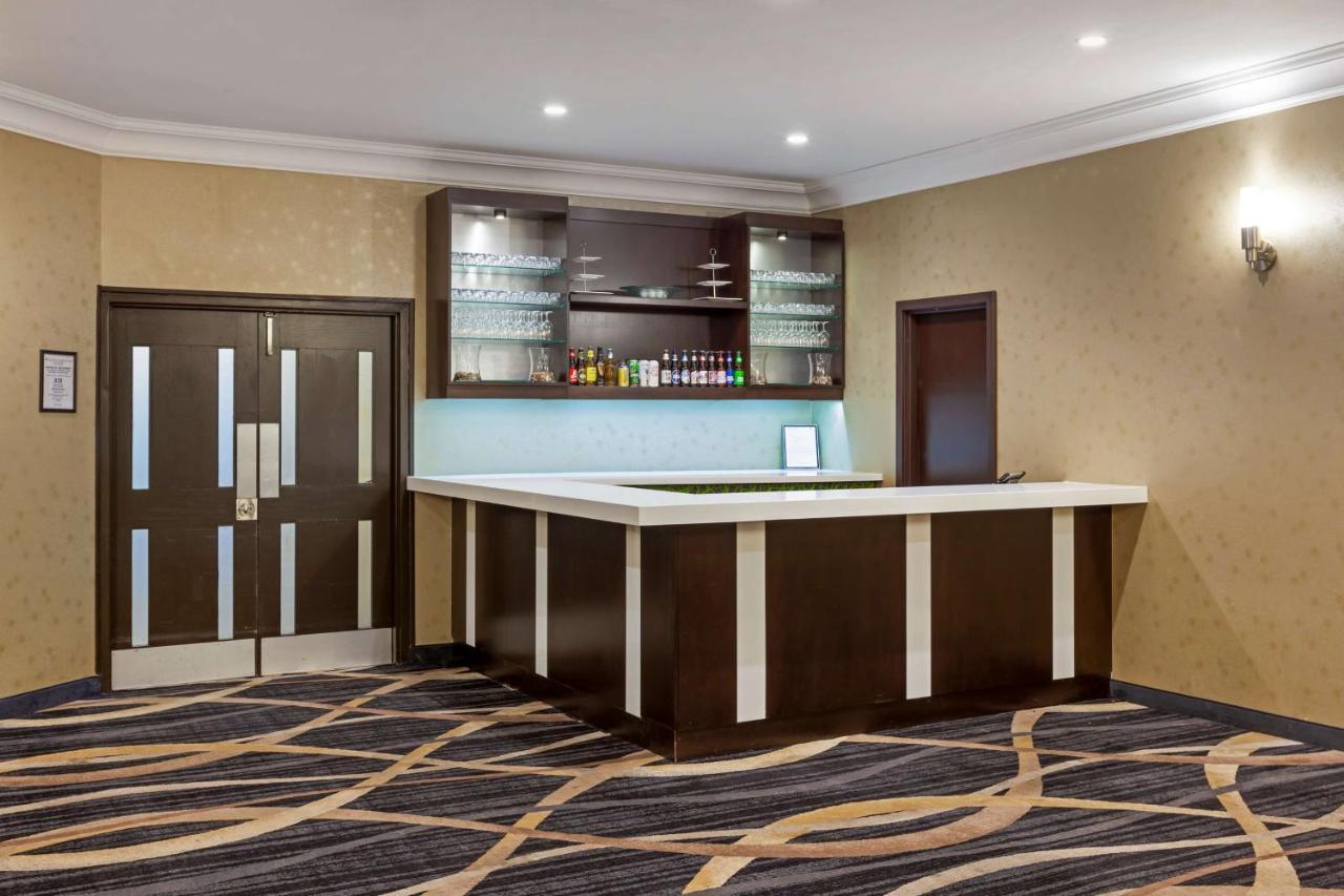 Best Western Plus Leamington Hotel & Conference Centre Esterno foto