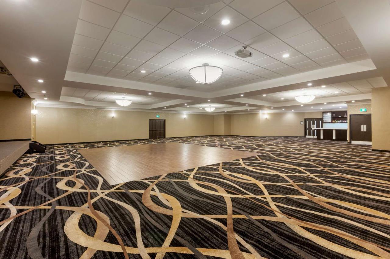 Best Western Plus Leamington Hotel & Conference Centre Esterno foto